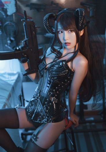 宝贝裙子内不许穿内裤gif